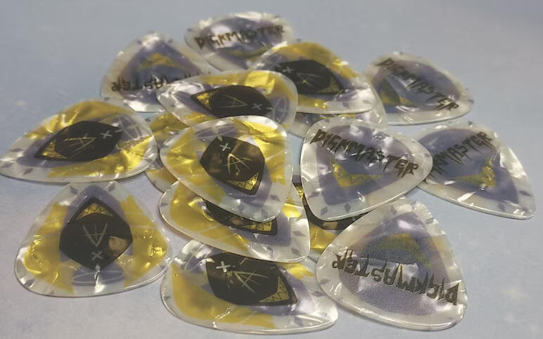 Custom guitar picks